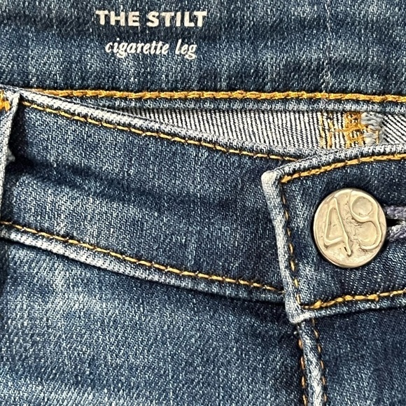 Women’s US 27R AG Medium Wash Distressed The STILT Cigarette Leg Jeans EUC - Picture 4 of 16